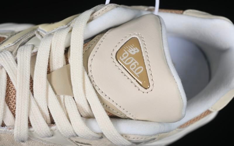 9060 Sea Salt Beige Sneakers