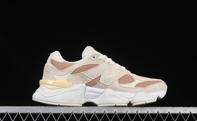 9060 Sea Salt Beige Sneakers