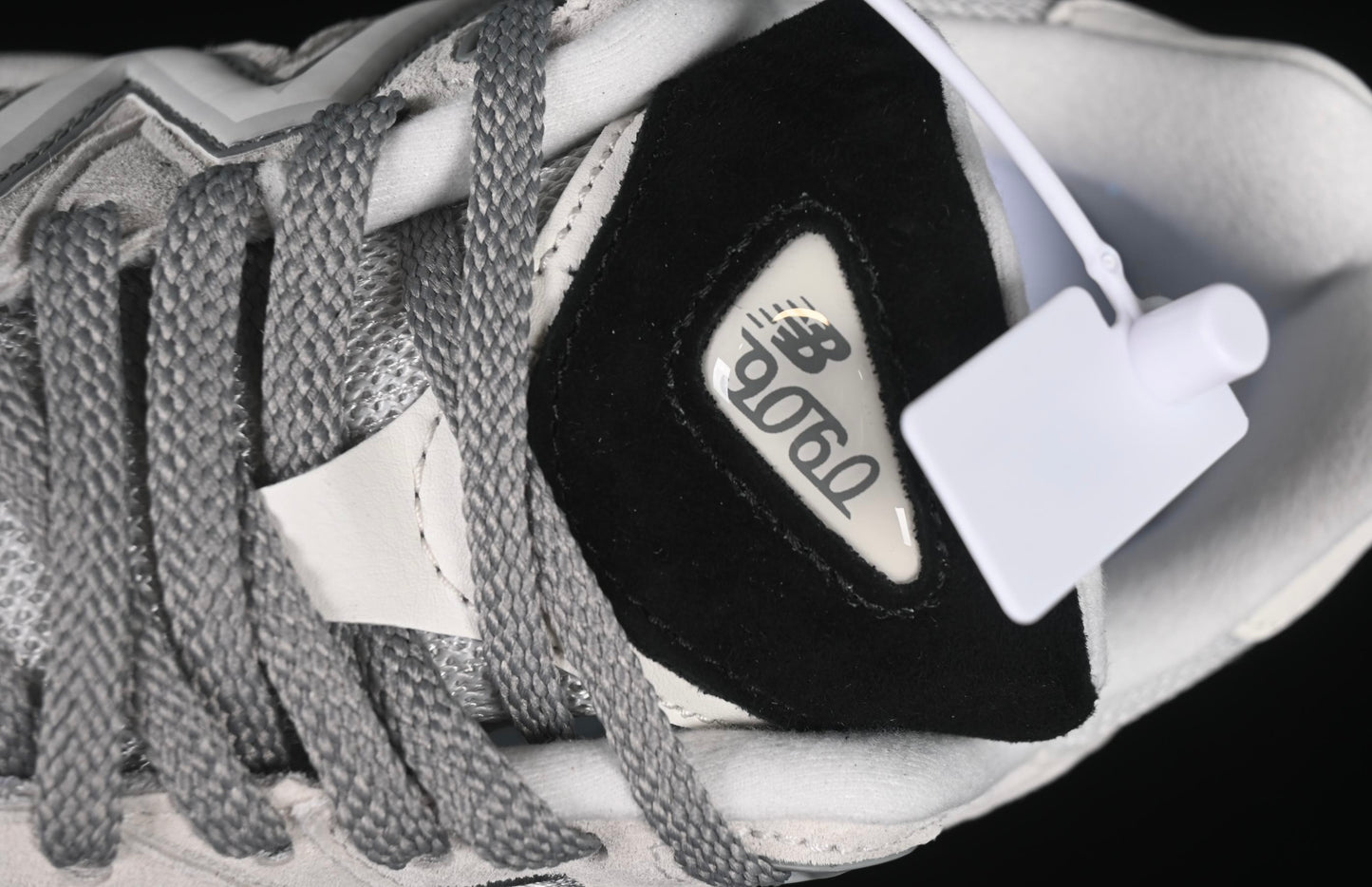 9060 Off White Black Sneakers