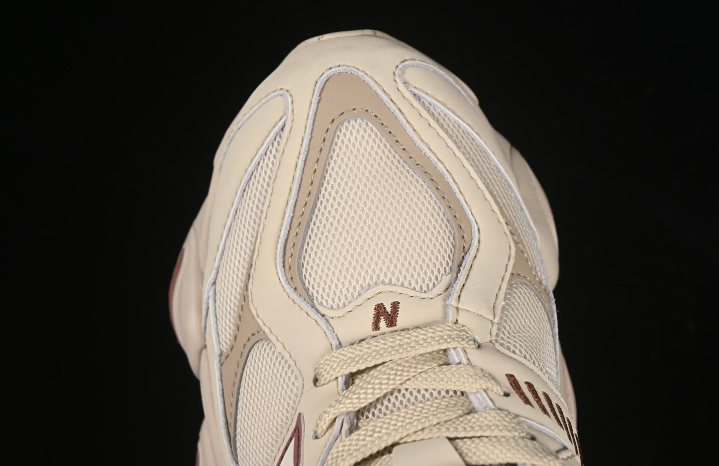 9060 Bone Sparrow Sneakers