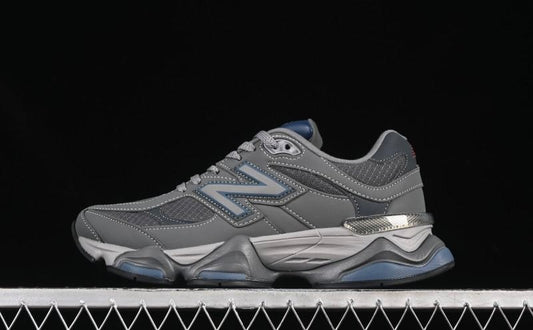 9060 Casterlock Navy Sneakers