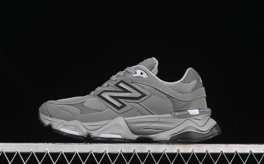 9060 Shadow Grey Sneakers